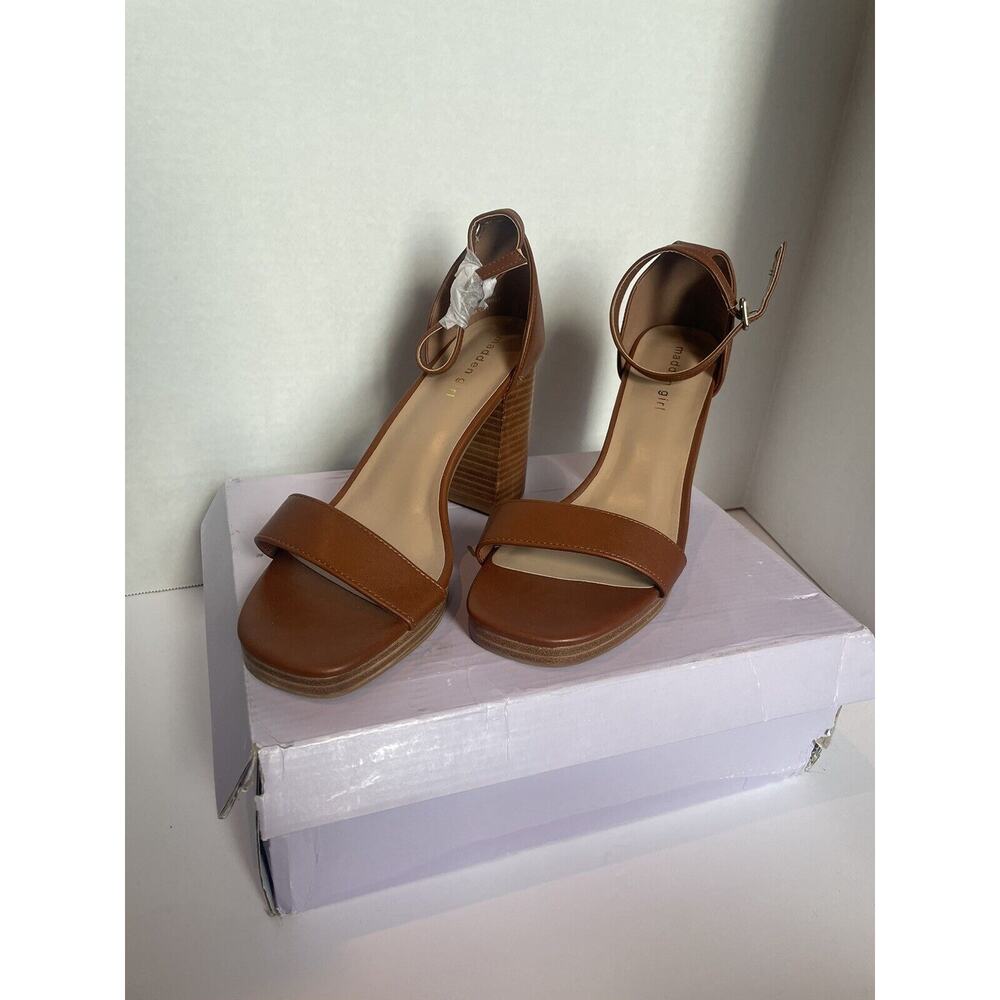 NEW Madden Girl Dawny Whiskey Sandals Size 9.5 Strappy Block Heel